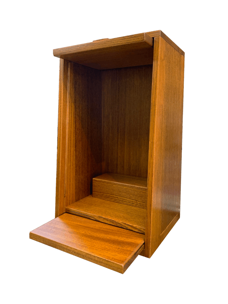 彩の縦型厨子。拭き漆仕上げの画像。